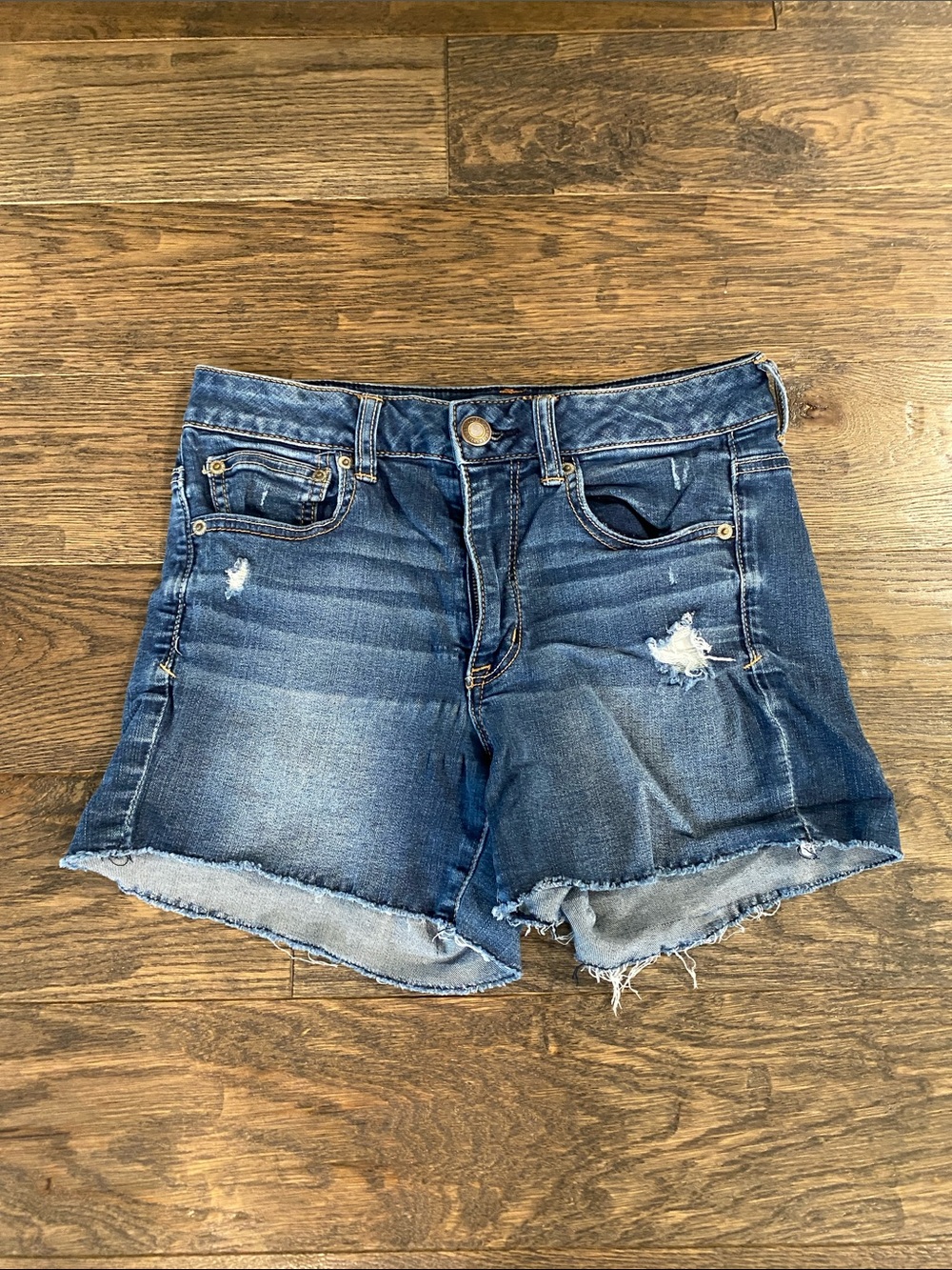 🖤3/$10 American Eagle Outfitters Dark Blue Distressed Denim Shorts